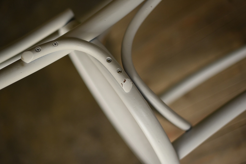 104590　No.18　311018　USED TON CHAIR　中古再塗装品