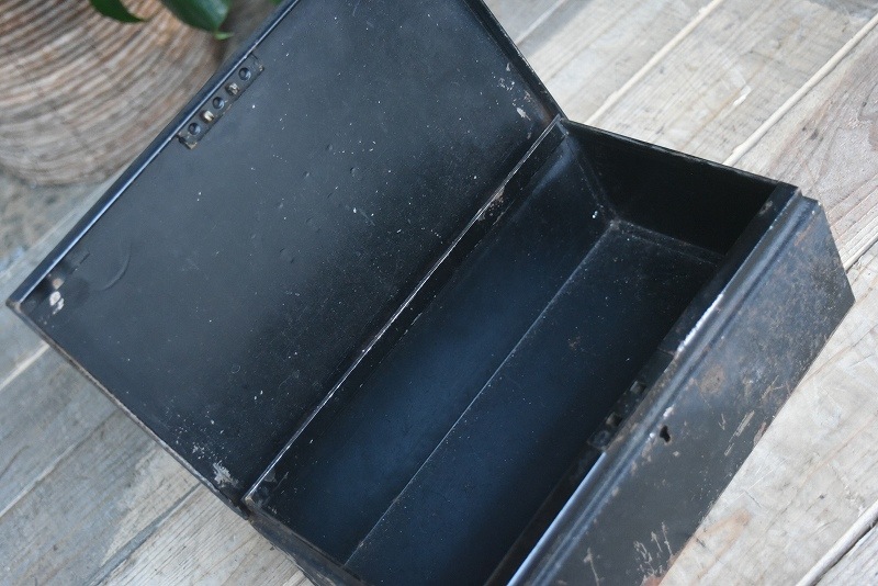 105145 ヴィンテージ アイアンボックス 箱 英国製