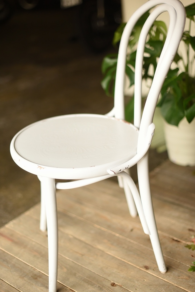 104587　No.18　311018　USED TON CHAIR　中古再塗装品