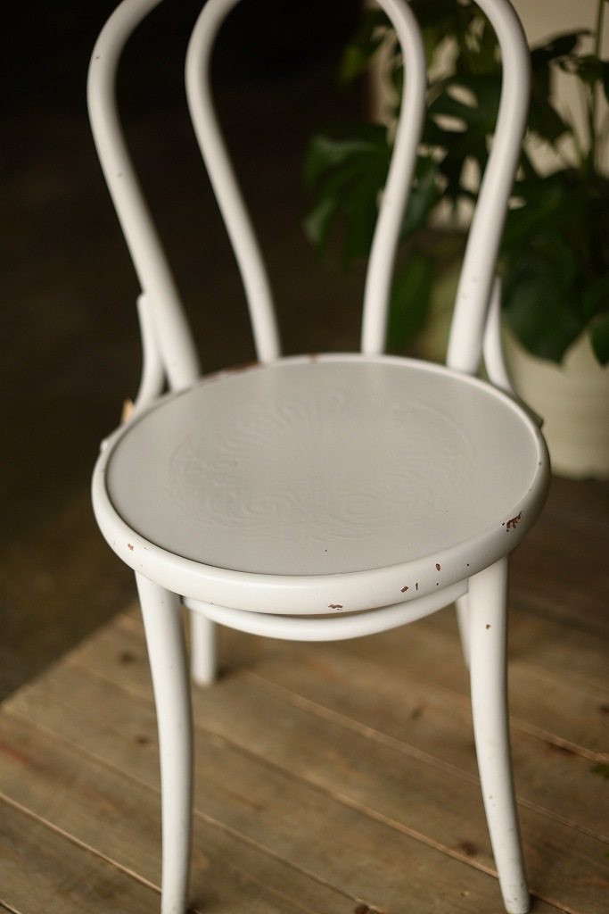 104587　No.18　311018　USED TON CHAIR　中古再塗装品