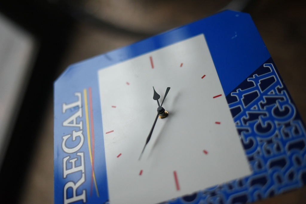 2043 ヴィンテージ　「REGAL」　看板　壁掛け時計　 英国製　MADE IN ENGLAND