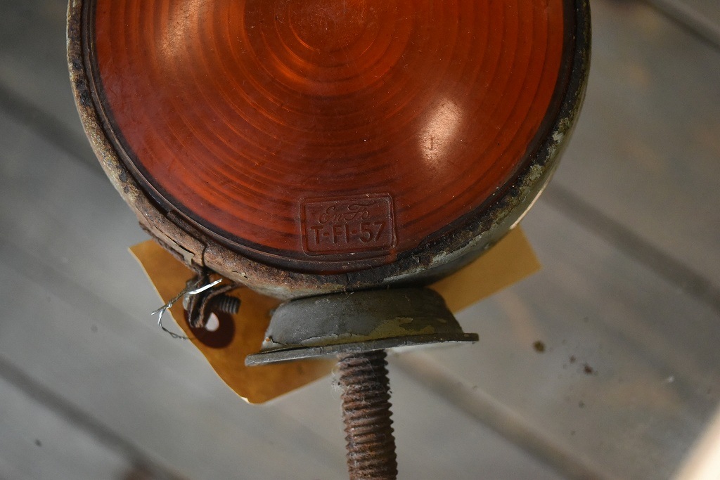 103960 ヴィンテージ　BUTLERS T-FI-57 MADE IN ENGLAND 刻印　英国