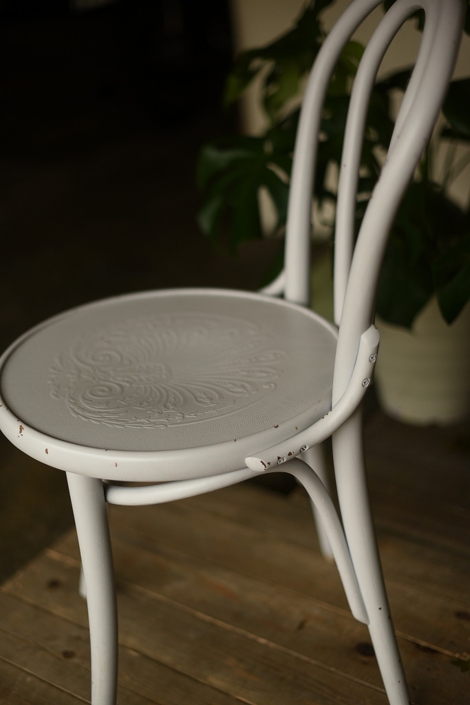 104594　No.18　311018　USED TON CHAIR　中古再塗装品