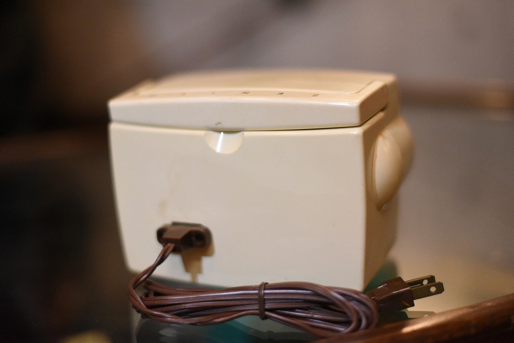 R0029 レンタル ヴィンテージ　ラジオ 「MODEL K412W ZENITH Electronics U.S.A.」