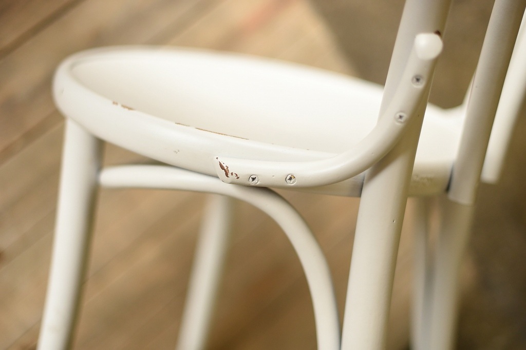 104555　No.18　311018　USED TON CHAIR　中古再塗装品