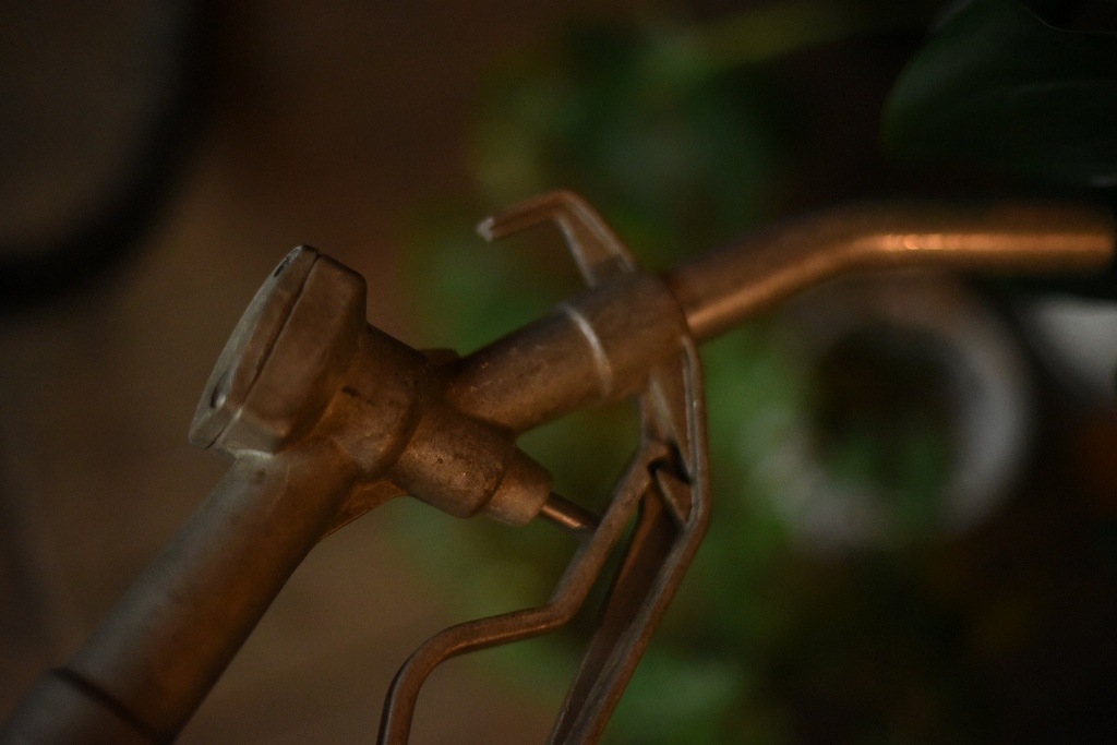 2435 ヴィンテージ　ガソリン　ノズル　給油ガン　ガソリンスタンド　 英国製　MADE IN ENGLAND