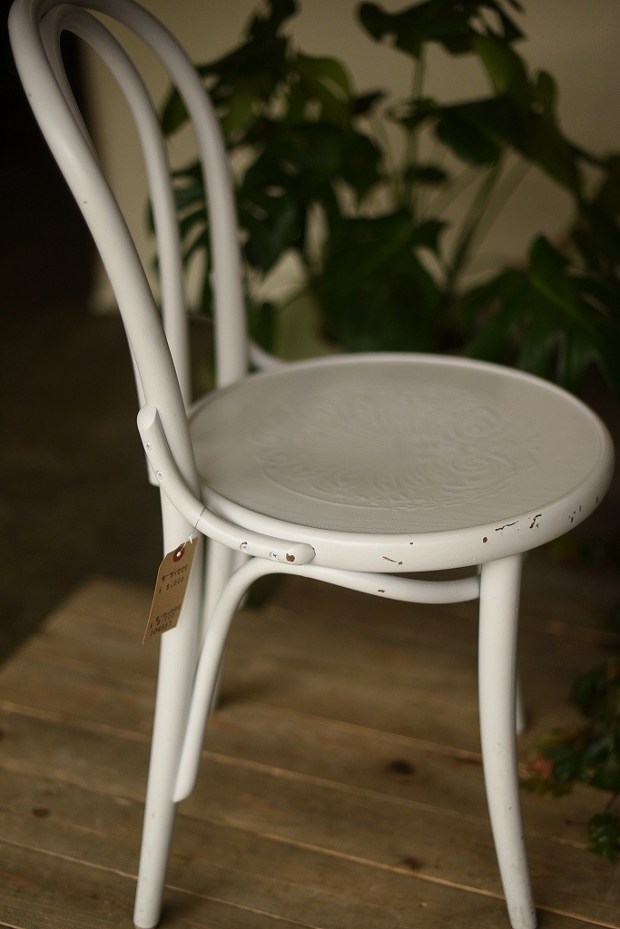 104557　No.18　311018　USED TON CHAIR　中古再塗装品