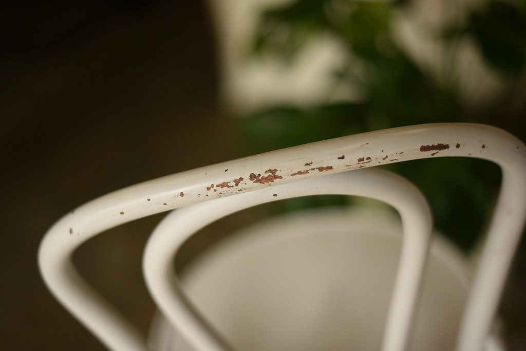 104557　No.18　311018　USED TON CHAIR　中古再塗装品