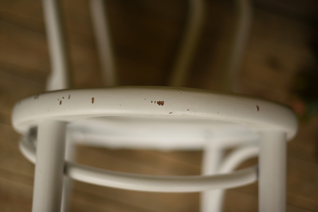 104557　No.18　311018　USED TON CHAIR　中古再塗装品