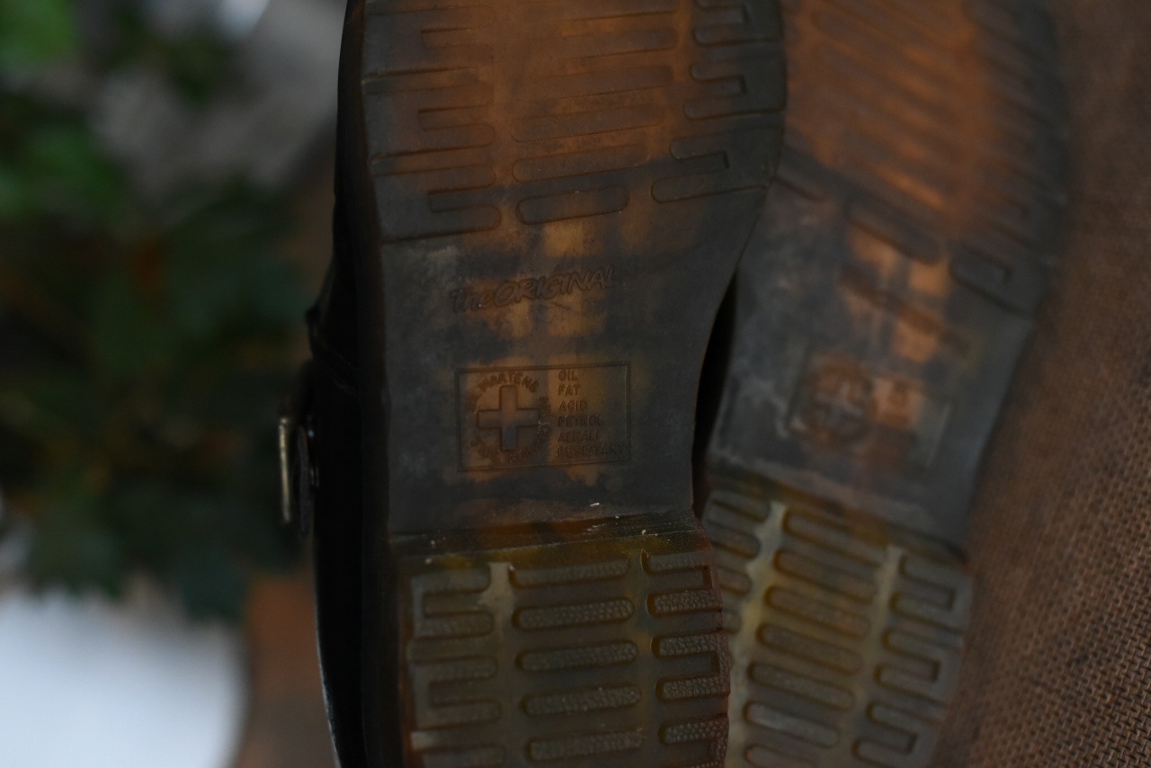 102876 ヴィンテージ　ブーツ　「ドクターマーチン」　Dr. Martens　