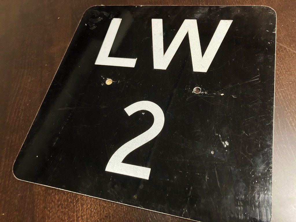 101496 ヴィンテージ ナンバープレート アルミ製 サインプレート 看板 英国