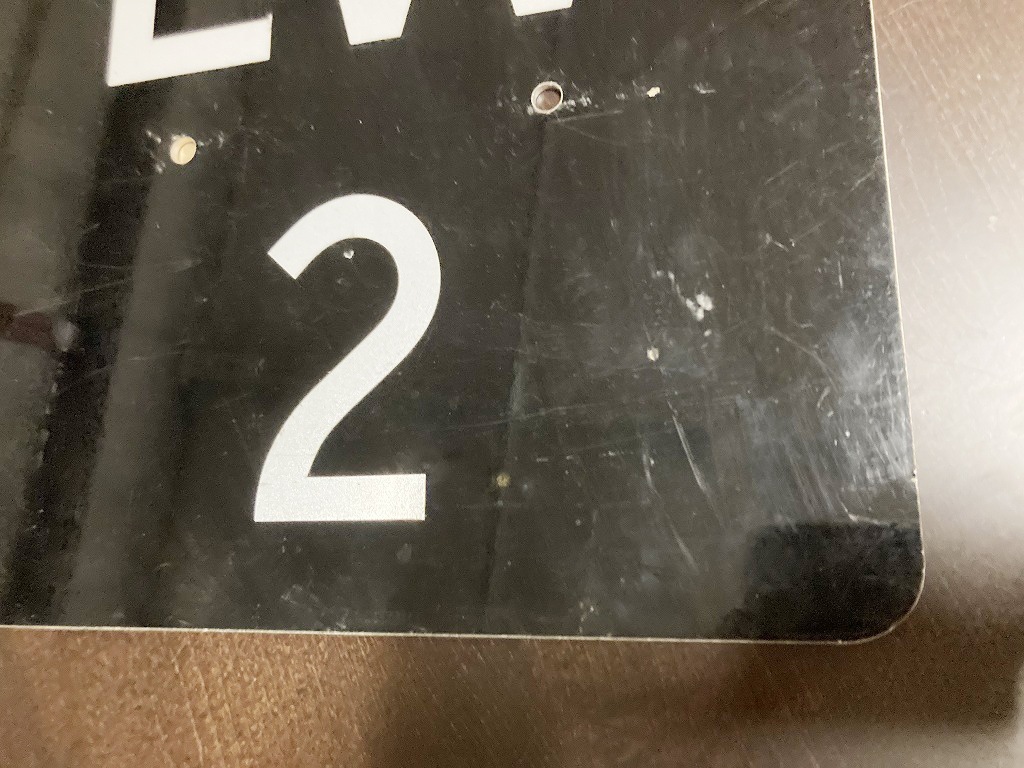 101496 ヴィンテージ ナンバープレート アルミ製 サインプレート 看板 英国