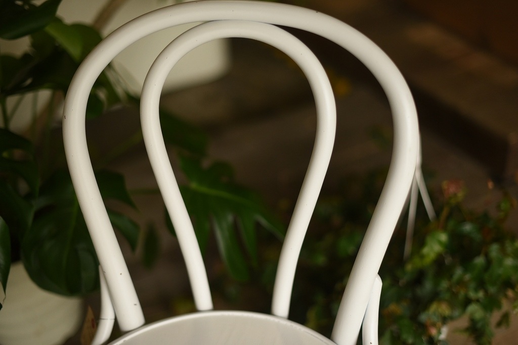 104553 No.18 311018 USED TON CHAIR 中古再塗装品