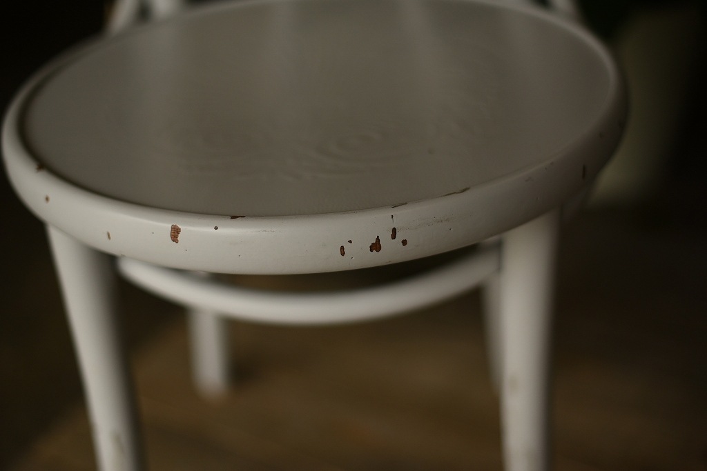 104553 No.18 311018 USED TON CHAIR 中古再塗装品