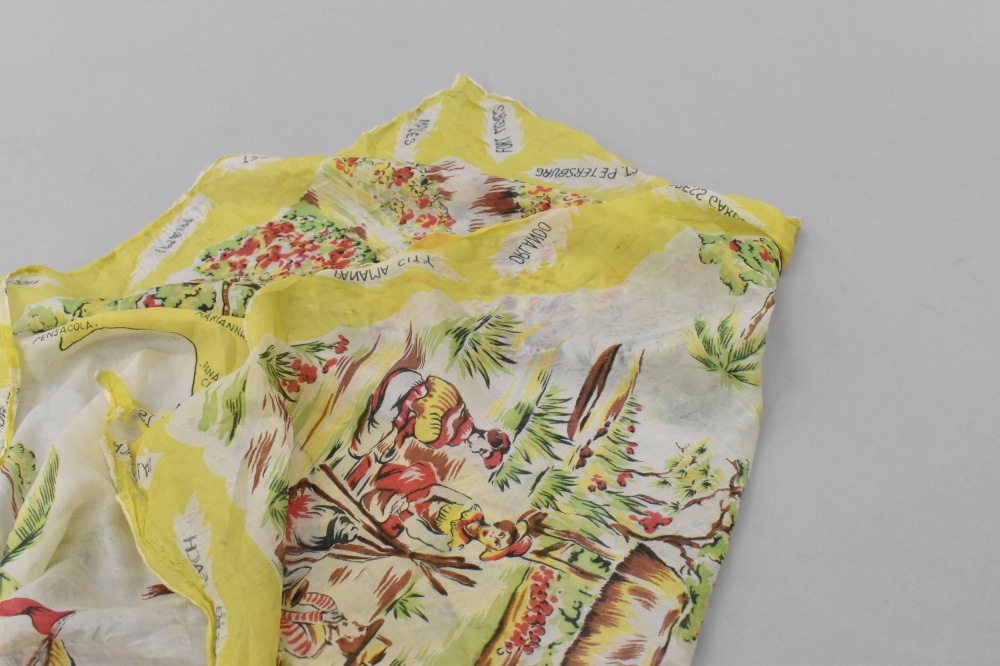 108847 ヴィンテージ 中判 スーベニア スカーフ Souvenir scarf