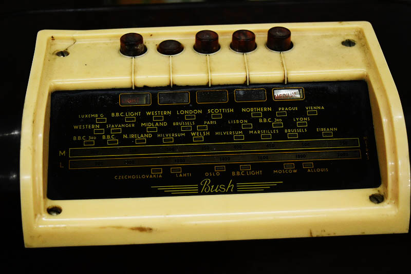 105333 ヴィンテージ 「BUSH RADIO TYPE DAC.10」 1950'S ラジオ 英国製 MADE IN ENGLAND