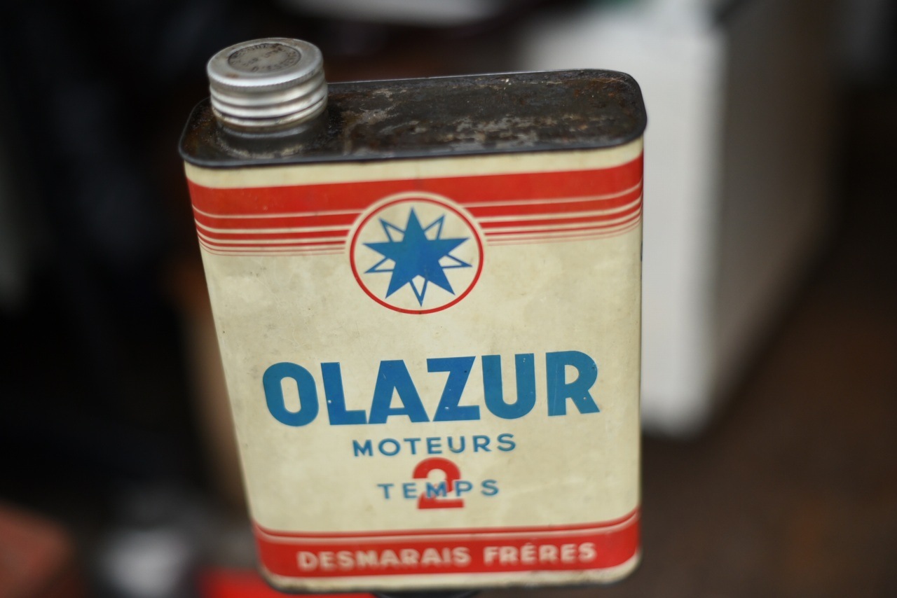 102003 OLAZUR MOTEURS TEMPS2  オイル缶