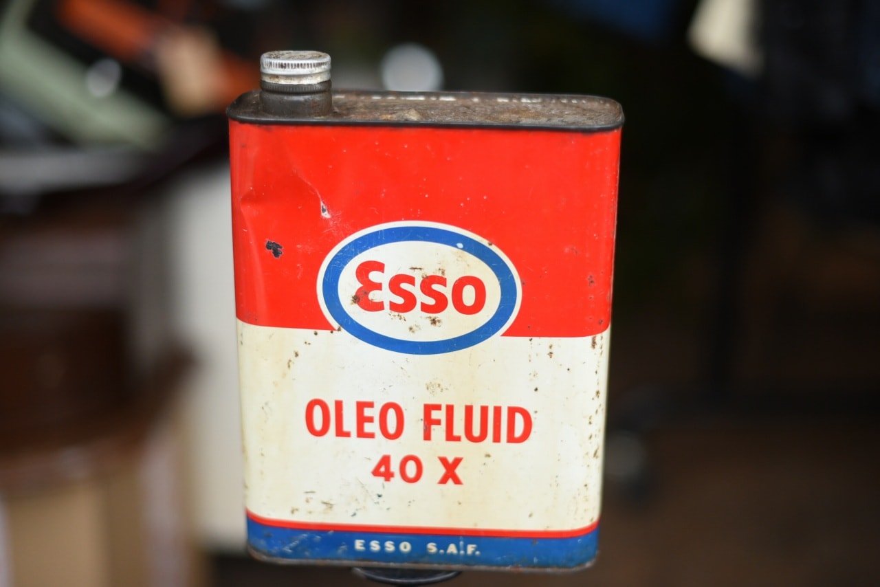 エッソ ESSO オイル缶 ペール缶 ブリキ ヴィンテージ　昭和レトロ ガレージ エッソ ESSO オイル缶 ペール缶 ブリキ ヴィンテージ 昭和レトロ