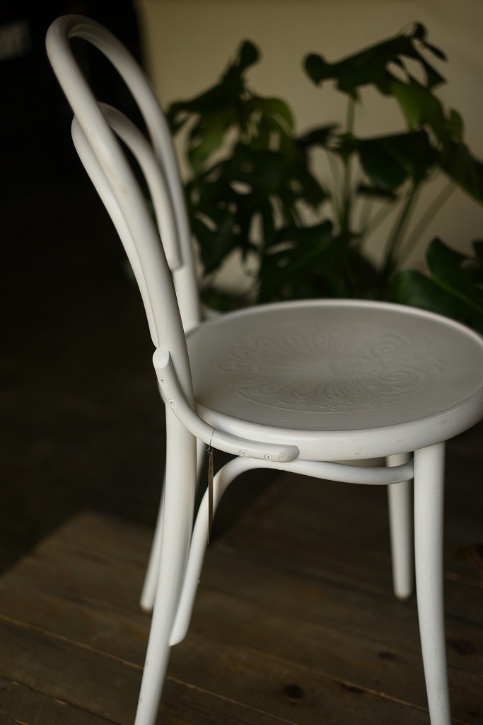 104591　No.14　311014　USED TON CHAIR　中古