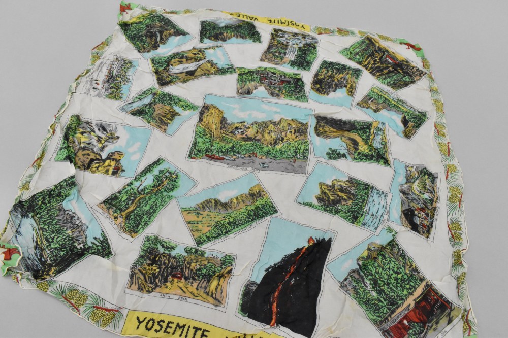 108850 ヴィンテージ 中判 スーベニア  スカーフ  Souvenir scarf