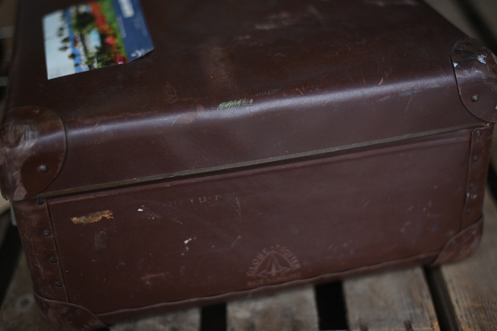 105690 UK ヴィンテージ　英国 グローブ トロッター 「GLOBE TROTTER」 MADE IN ENGLAND 刻印