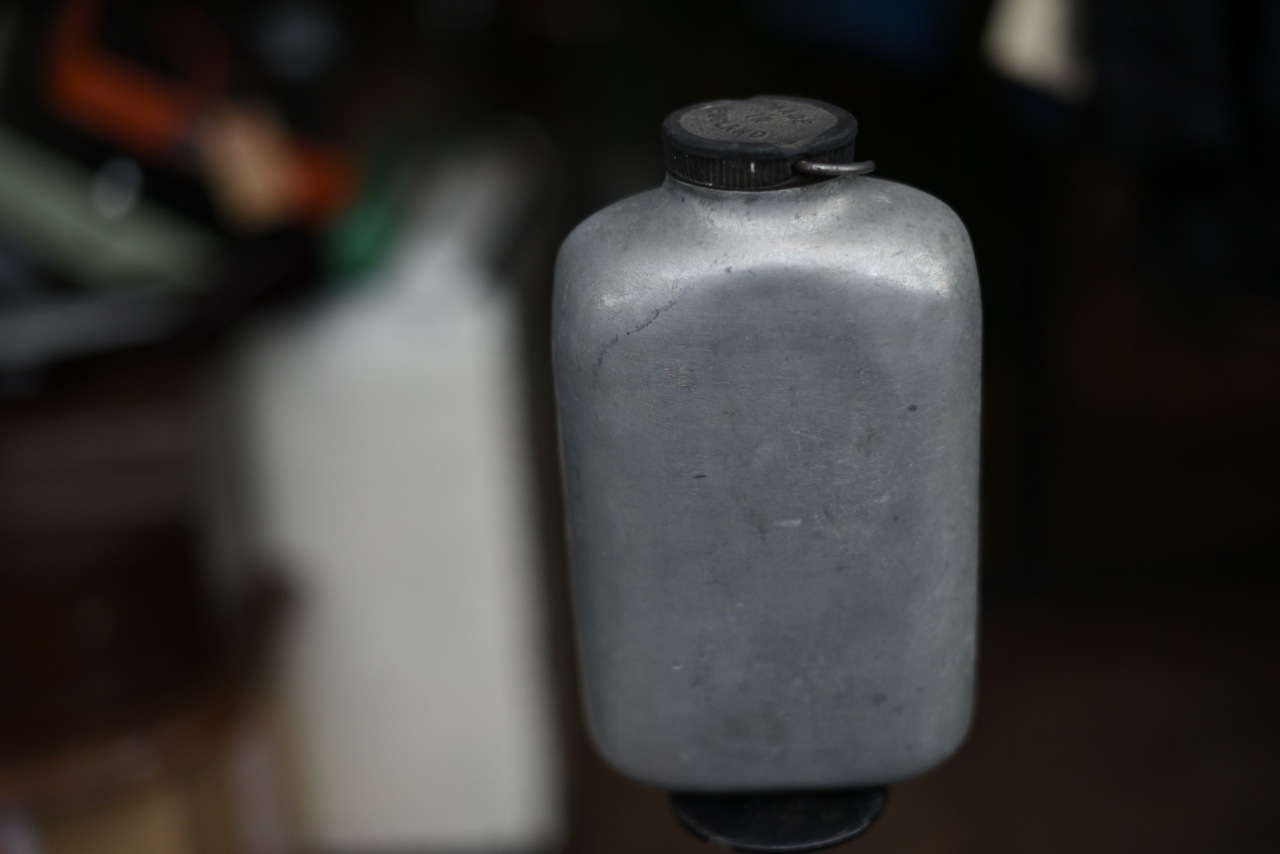 102006 ヴィンテージ　アルミ　鋳造　ボトル　MADE IN ENGLAND 　102006