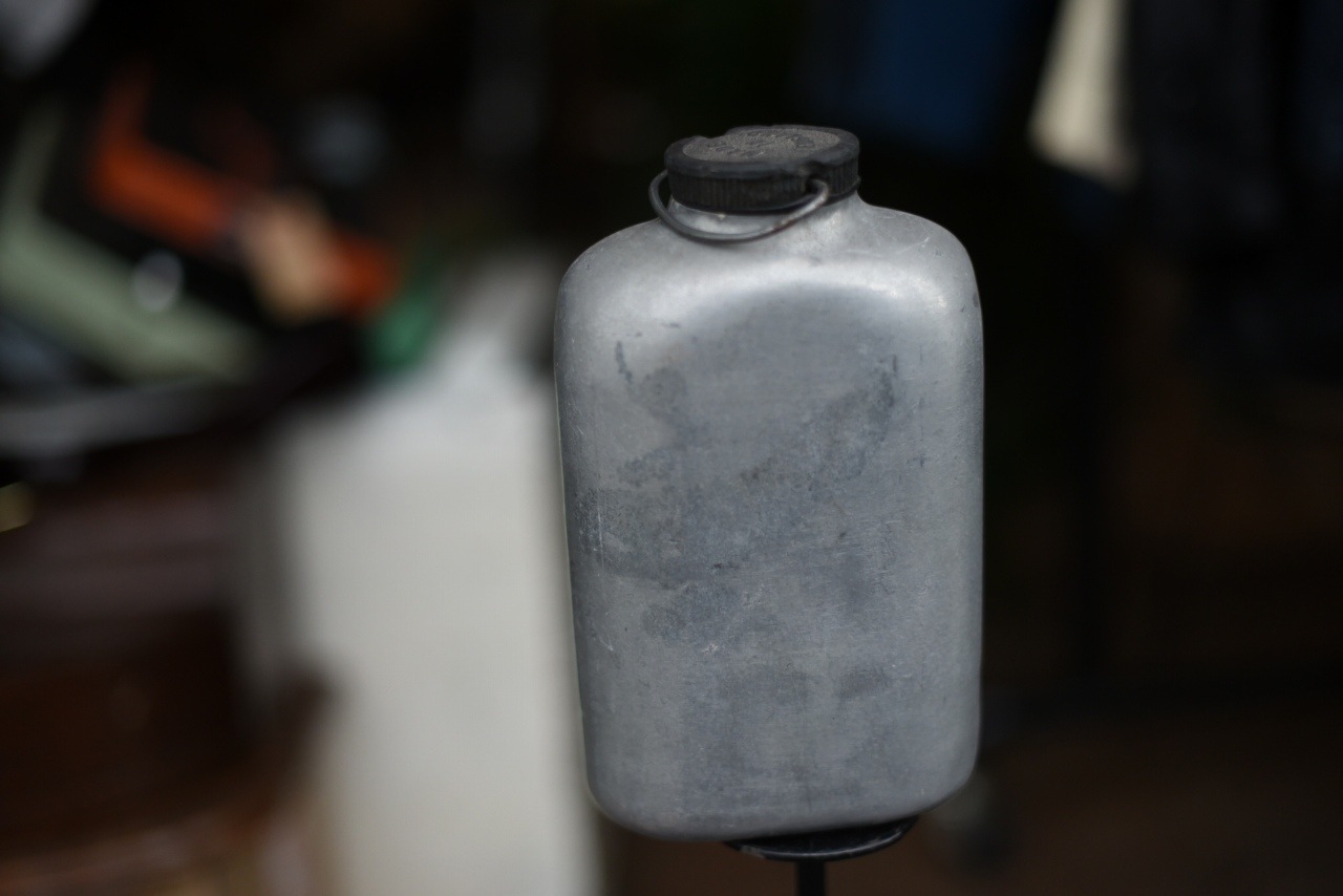 102006 ヴィンテージ　アルミ　鋳造　ボトル　MADE IN ENGLAND 　102006