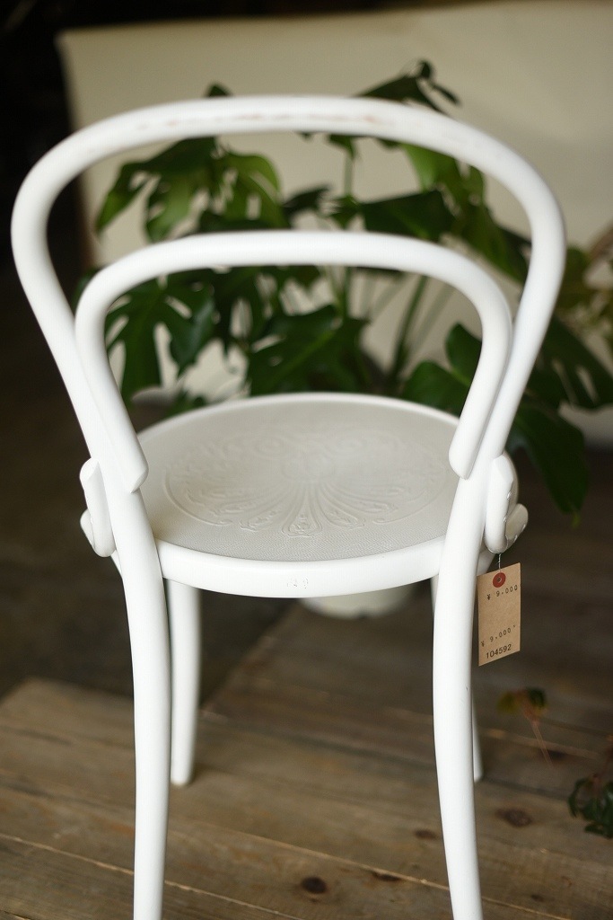 104592　No.14　311014　USED TON CHAIR　中古