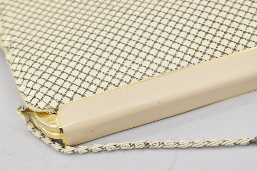 108499 ヴィンテージ  「Shiltou 'MESH'」　バッグ 鞄　MADE IN HONGKONG