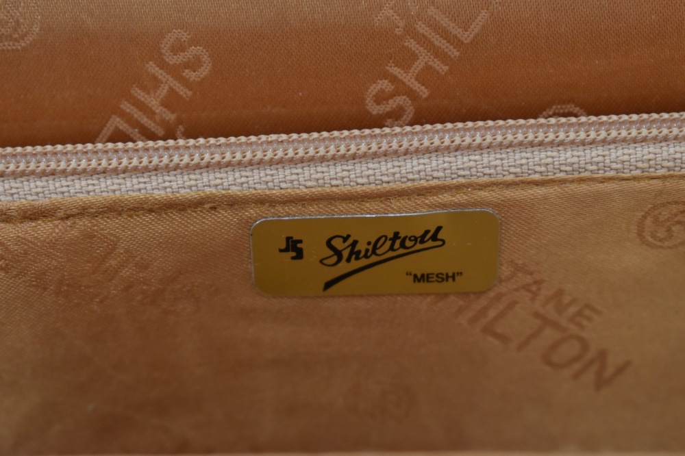 108499 ヴィンテージ  「Shiltou 'MESH'」　バッグ 鞄　MADE IN HONGKONG