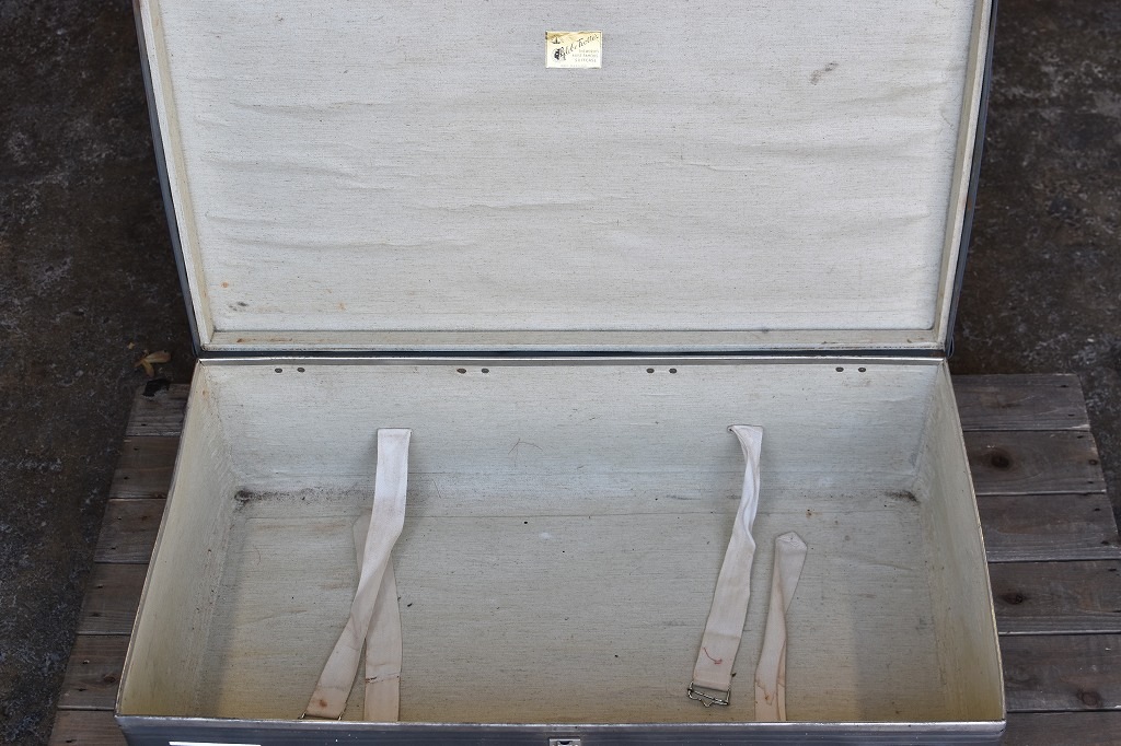 106703 ヴィンテージ 英国 グローブ トロッター 「GLOBE TROTTER」 MADE IN ENGLAND 刻印 取手破損