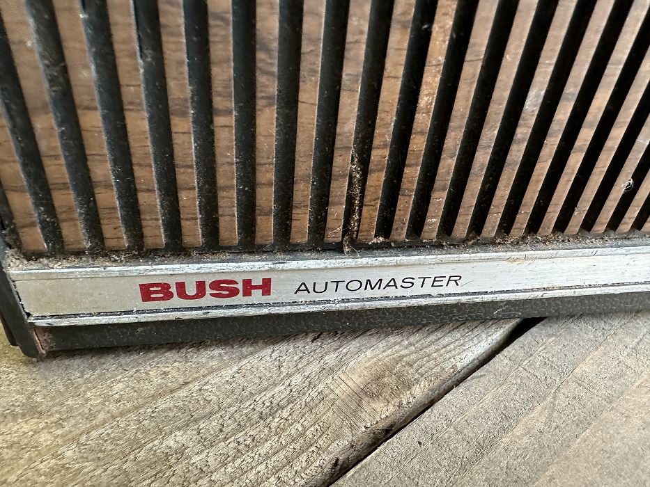 107399 ヴィンテージ　「BUSH」 ラジオ　MADE IN TAIWAN