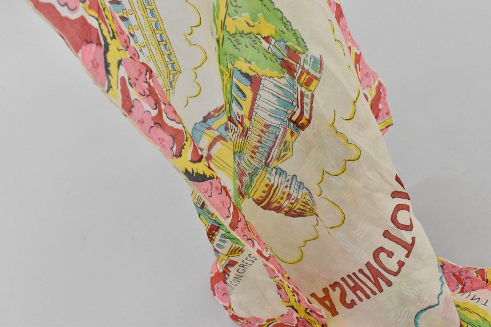 108799 ヴィンテージ 中判 スーベニア  スカーフ  Souvenir scarf
