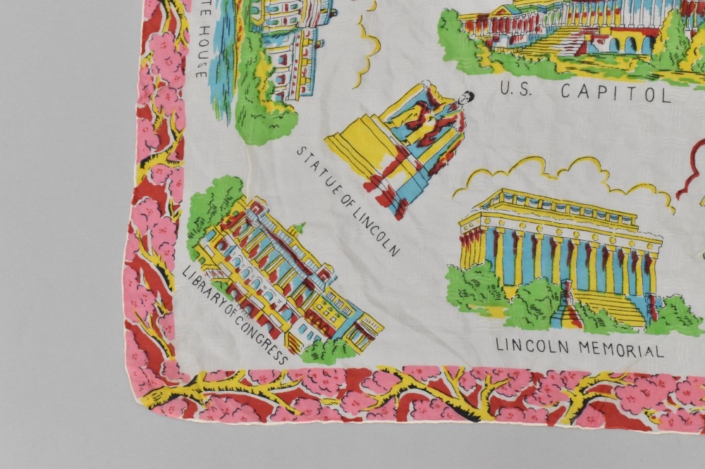 108799 ヴィンテージ 中判 スーベニア  スカーフ  Souvenir scarf
