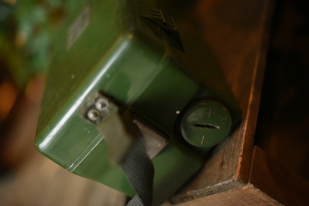 100549 ヴィンテージ　無線機　ミリタリー　 英国製　MADE IN ENGLAND