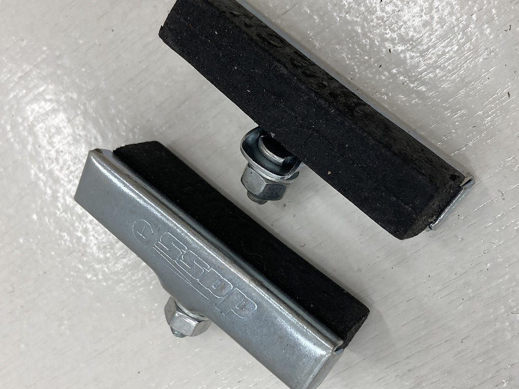 108319  自転車 ヴィンテージ  「HEAVY DUTY dass 」　ブレーキシュー　ロッドブレーキ用　ゴム