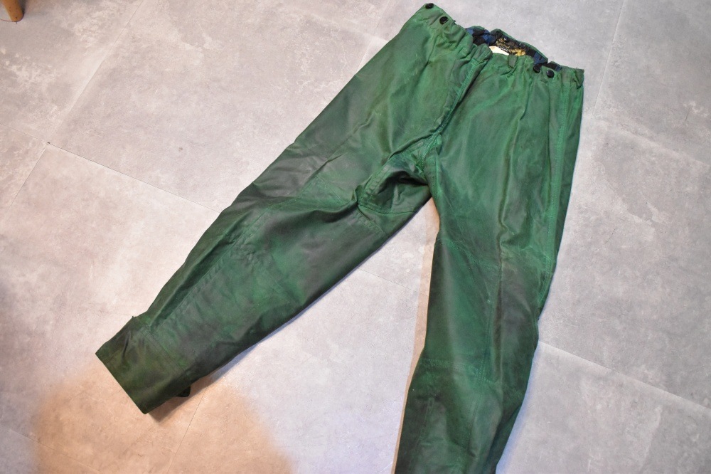 108649 1970s-1980s「Belstaff Trialmaster」ベルスタッフ トライアルマスター 希少 グリーン ジャケット&パンツ、セットアップ オイルドクロス