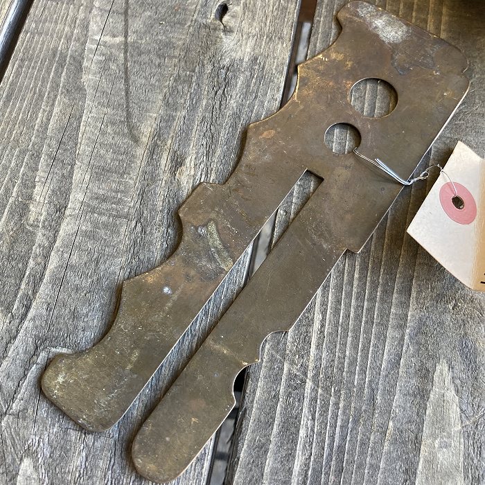 106314 ヴィンテージ　メダルボタンポリッシュプレート真鍮製　　ブラス　英国