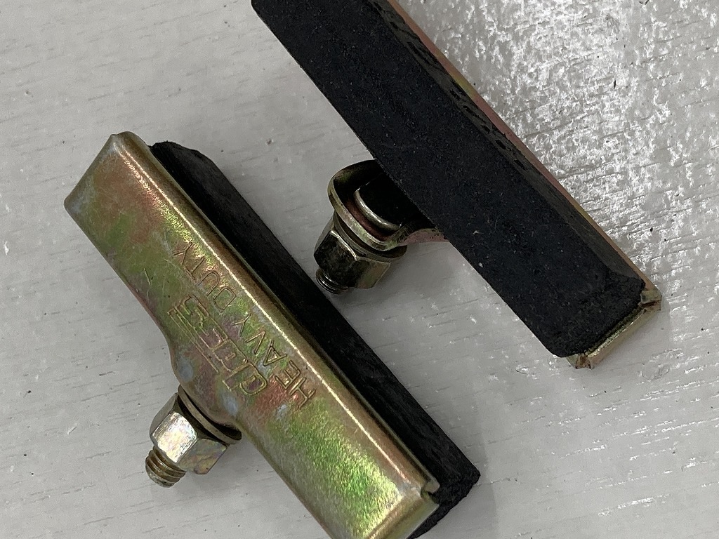 108340  自転車 ヴィンテージ  「HEAVY DUTY dass 」　ブレーキシュー　ロッドブレーキ用　ゴム