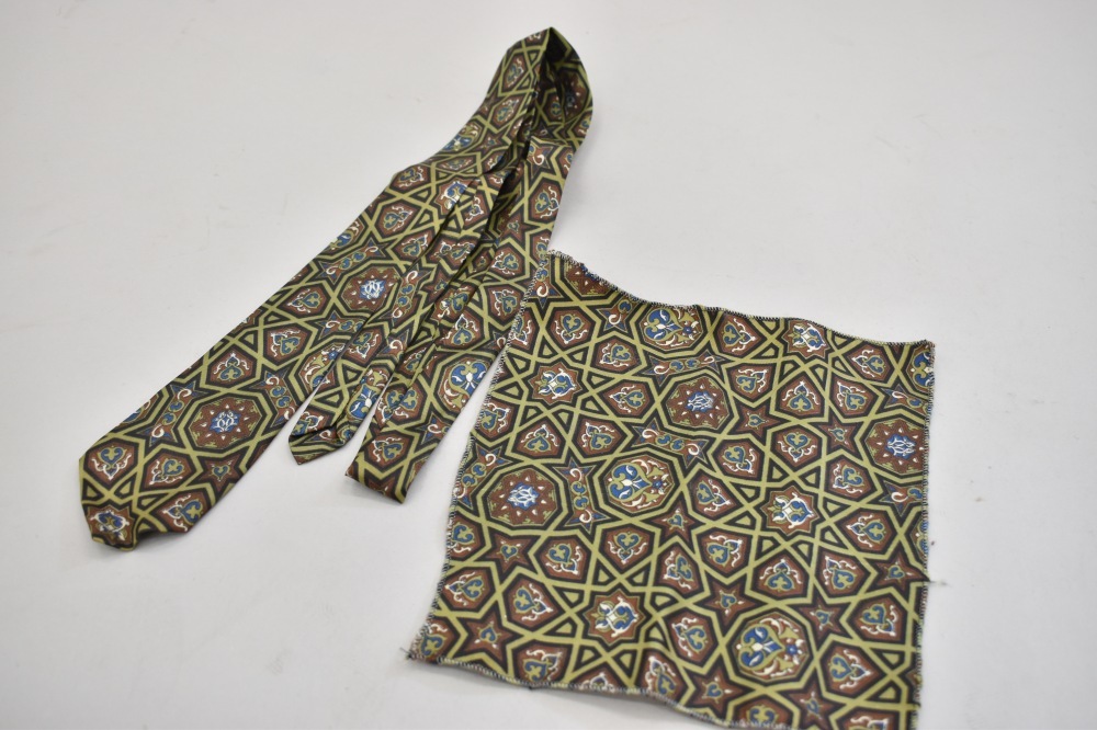 108512　ヴィンテージ ネクタイ MADE IN ENGLAND