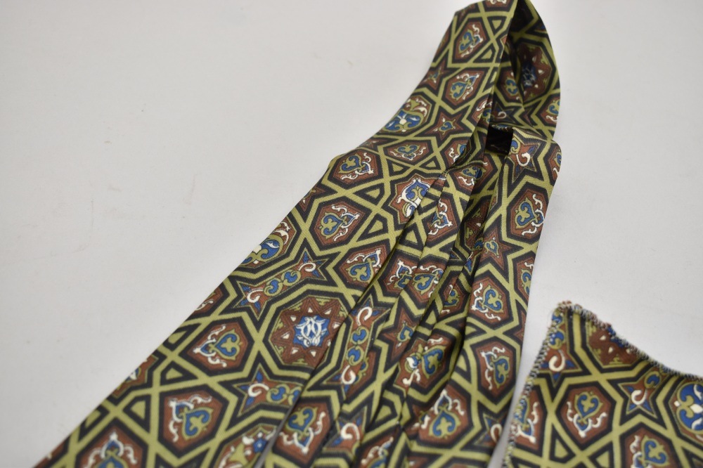 108512　ヴィンテージ ネクタイ MADE IN ENGLAND