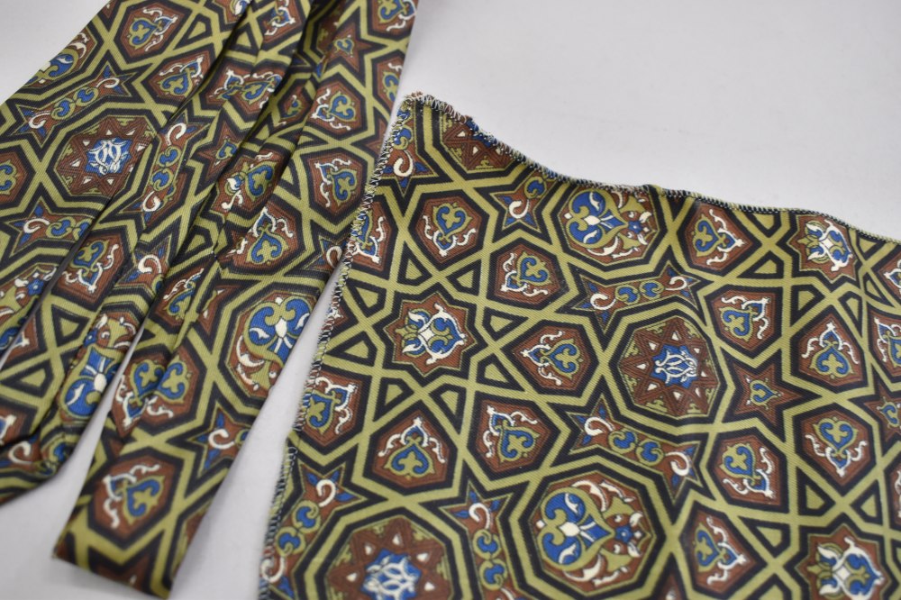 108512　ヴィンテージ ネクタイ MADE IN ENGLAND