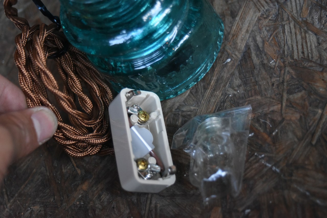 102405 インダストリアル インシュレーターランプ US碍子使用