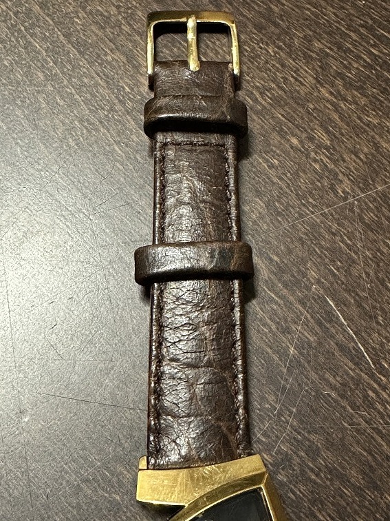 108382 腕時計 1996年 ORIENT／オリエント　オリエントスター 手巻き　円錐デザインインデックス・三角ケース