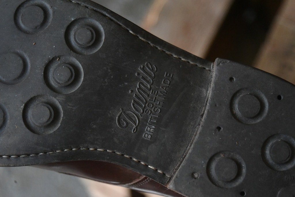 103821 英国 レザーシューズ ブランド「チャーチ Church’s」