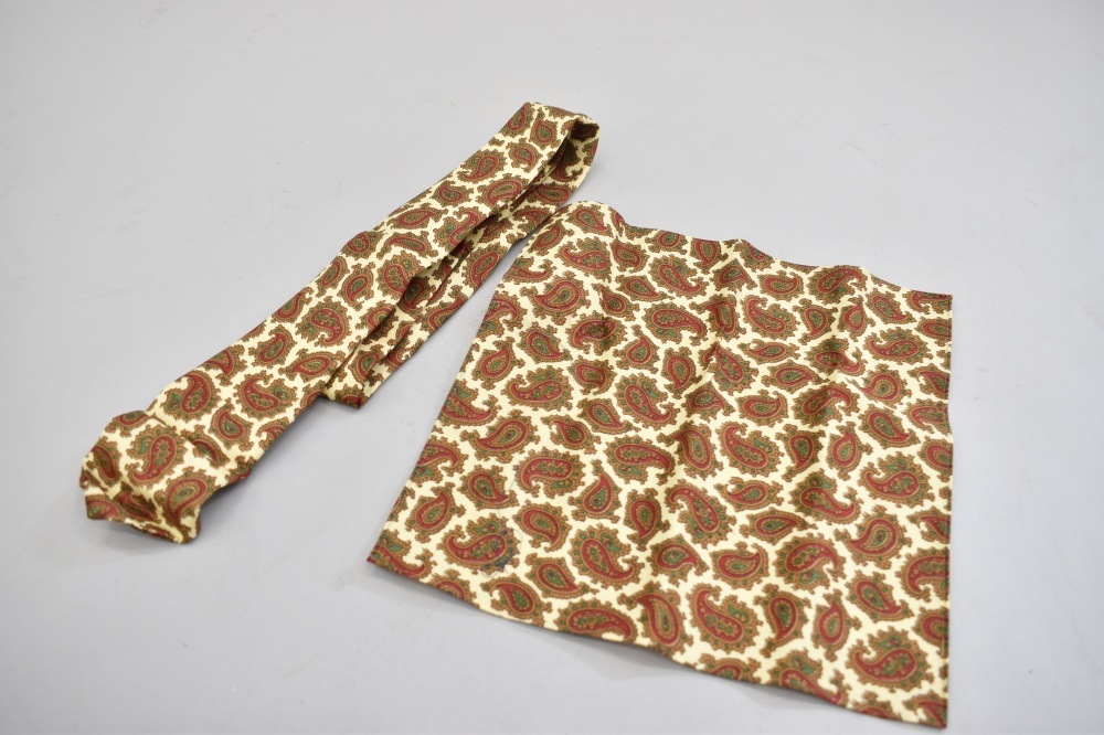 108511　ヴィンテージ ネクタイ MADE IN ENGLAND