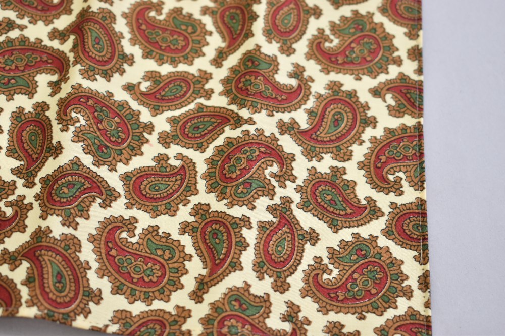 108511　ヴィンテージ ネクタイ MADE IN ENGLAND