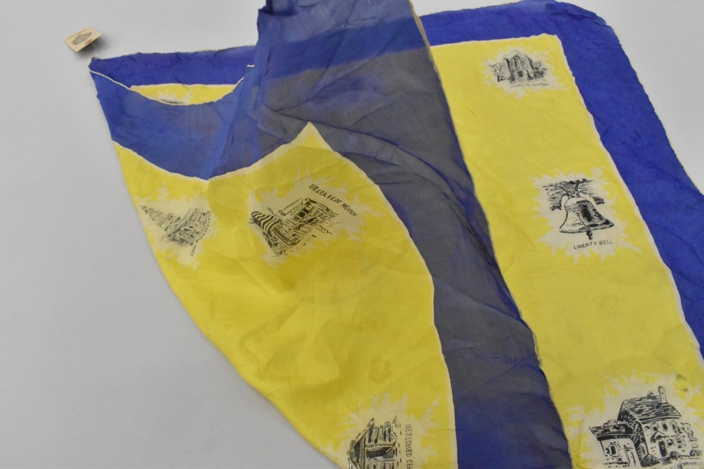 108810 ヴィンテージ 中判 スーベニア スカーフ Souvenir scarf