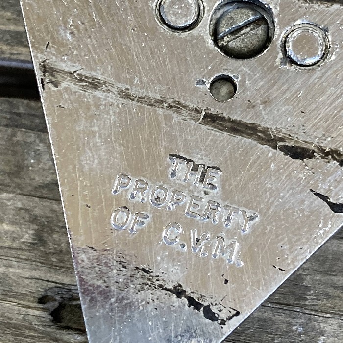 106374 ヴィンテージ 「V41」 カーバッチ エンブレム