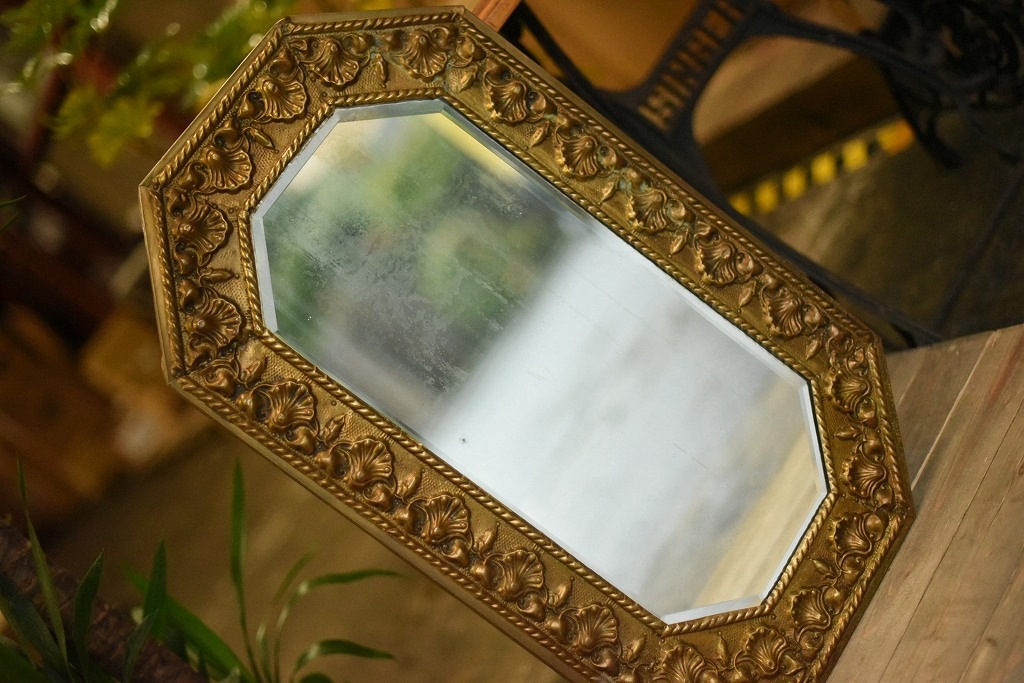 103930 ヴィンテージ　大型　ゴールド　レリーフ　ミラー